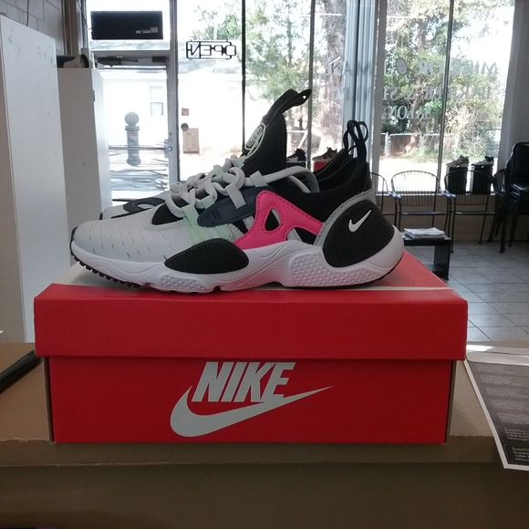 Nike Other - Nike Huarache E.D.G.E.